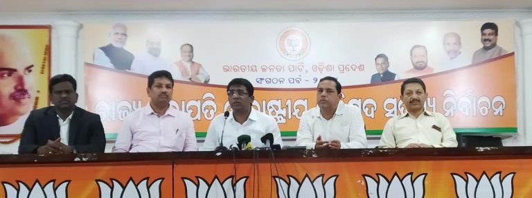 1f8a181d-9fd5-4ac1-9f6b-7d50e271b76f