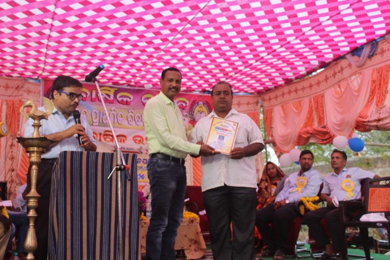 7a52c1f2-fc5f-4816-bfeb-e9ad368b0a5b