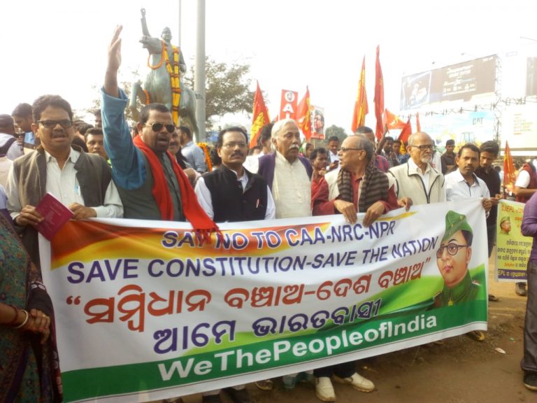 9f4d7399050b79f9987859b27df5c37ecb3d167f4ad9979ed758f90dde26c936_1