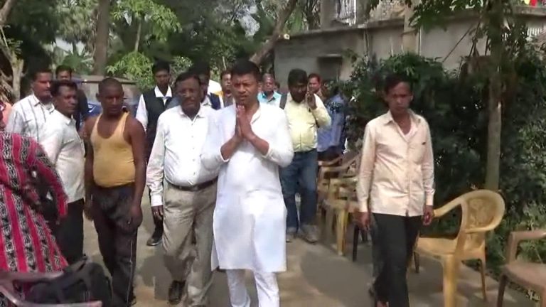 e245f2fb38da4d429727300c5fab9100cc3351adb4e083a1a52a8629334c7366_1