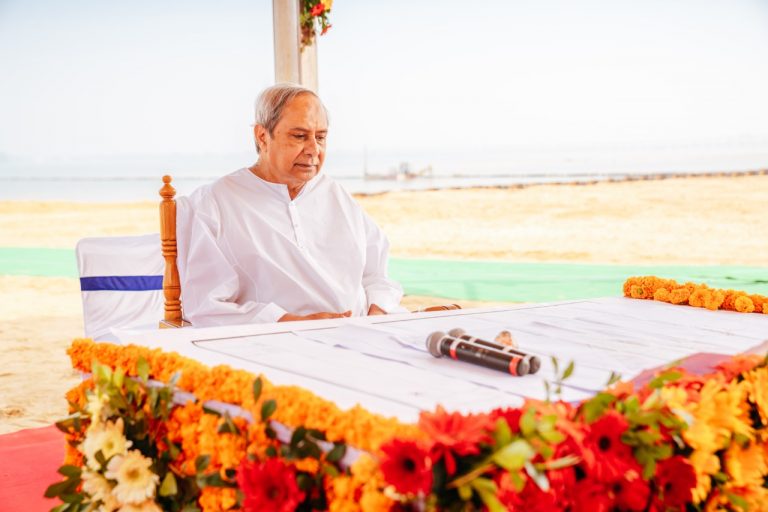 fdd28165c9a7c210284442b8c766e0e2f1b37bb2cc383cbdeb9207a057be98bc_1