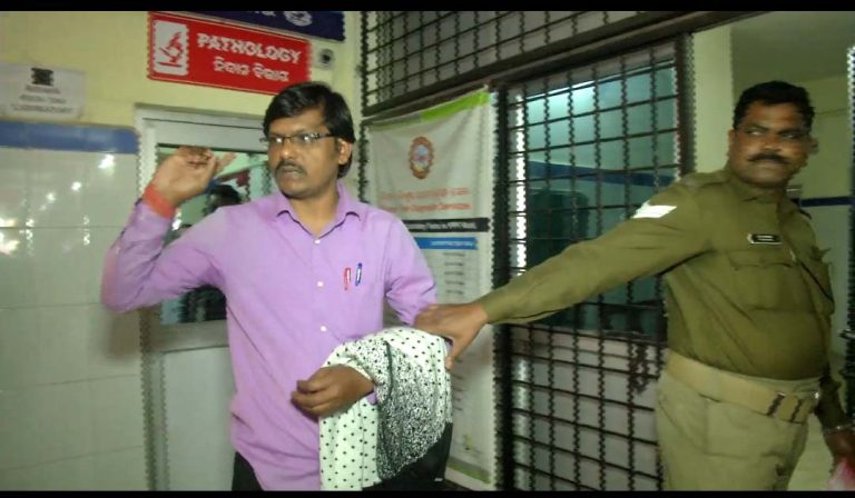 2329dfac3b2d57d27985e00d2013e371dede2bf5fae3d13a85339078f7937248_1