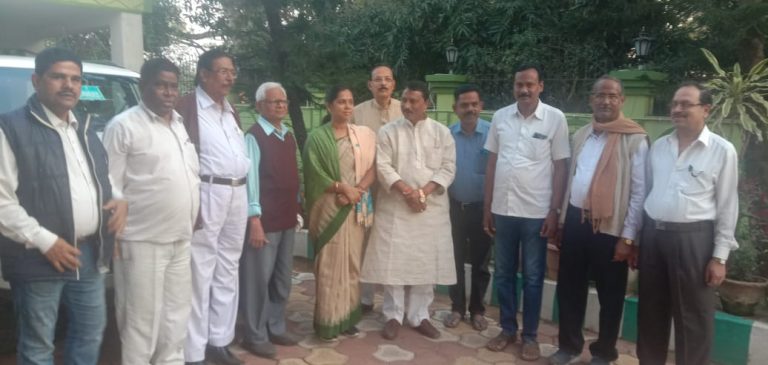 852b3133c88ef1d16444a8fc7b2fcd514d2bc0738e319b8a677eef61a2bd91fd_1