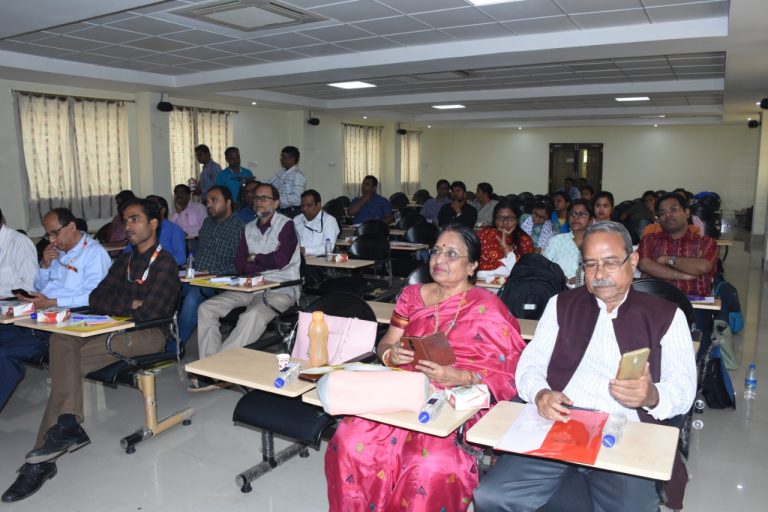 952bb6f62605d3dd752177210403fa85b3e5689bf1db7aa70e65095e87ae0b5b_1