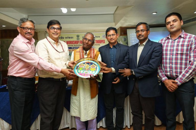 9cb8b2e495926af9f5f27236f80d2cf618ef135d5c4a3535a4300920f773a431_1