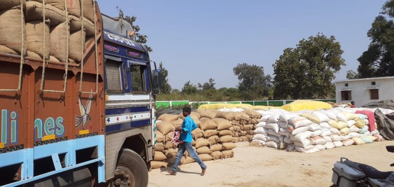 c30b7d30ddce567a6efbae28b5d9d557db7c36185b789e18e7a0b1c2b2ef2f63_1