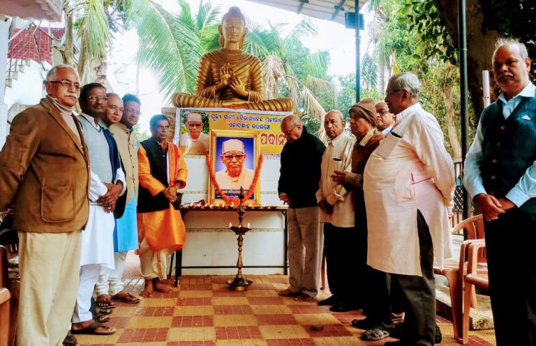 c85bd3d076d8d5c6c73bc868e5cebacc1150c5bf2ea4d308b2d4ae2201421861_1