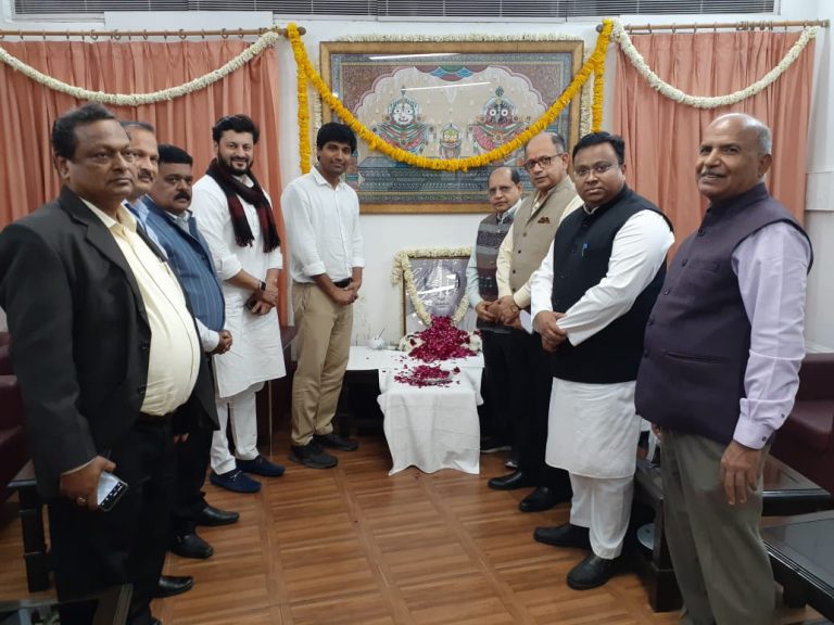 f4b55039923a59c2fe472a3896d73ccca40b22fd684b13c94b4a13368bdd7868_1