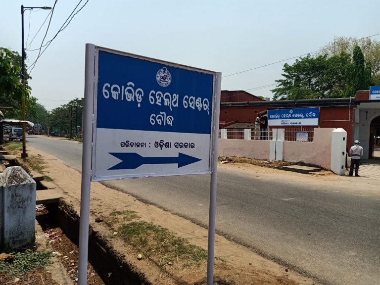 8d31ca7a07add62bf490df8a685e61f6d998c2c35d35676681c416a963301c5d_1