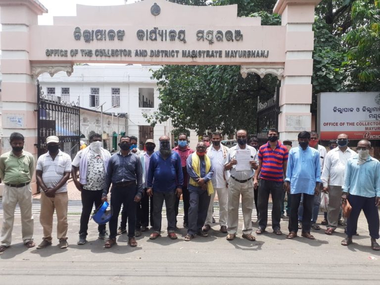 a689dc7134265601d8d1dfdd18bde8b14696e24785ceaeda28dfe29e3411bb4e_1