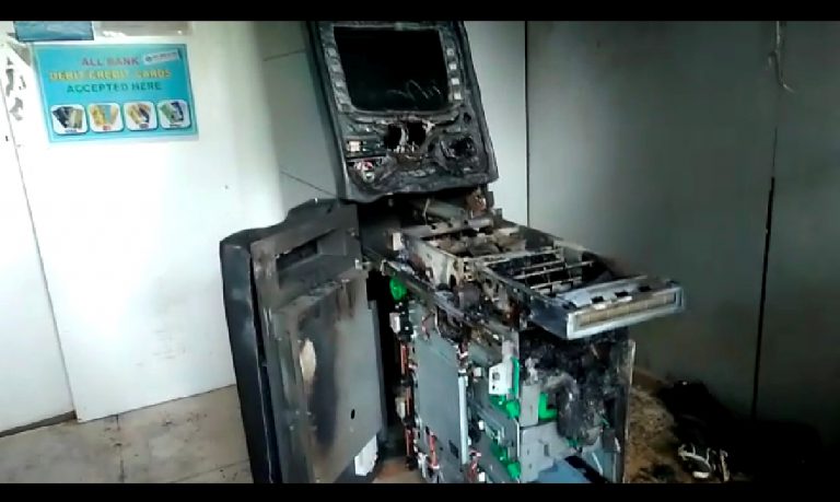 422ee71022c14e7ab80b19fa953bad1e15b342046f63de86914aeeea94a82c9e_1