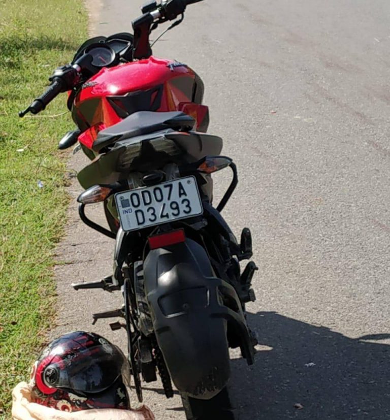 4d9f999ff32a6fcc36178d8dcaf44275553d6bb08d7595c4d542b5ba9b7bf14e_1