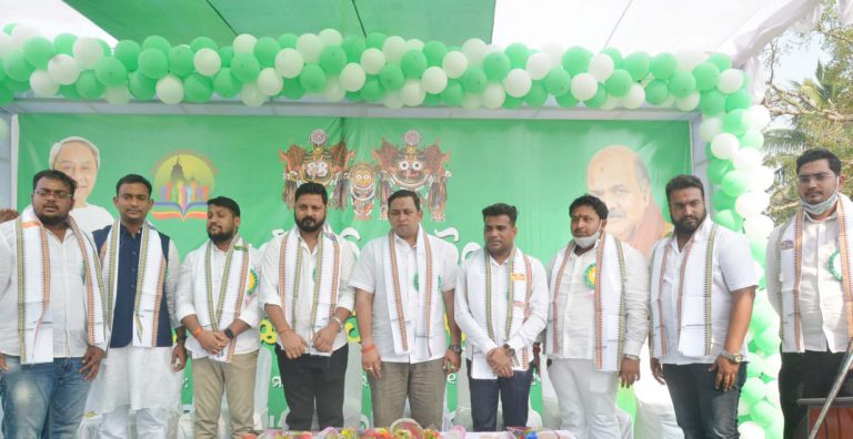 WhatsApp Image 2020-12-05 at 1.13.28 AM