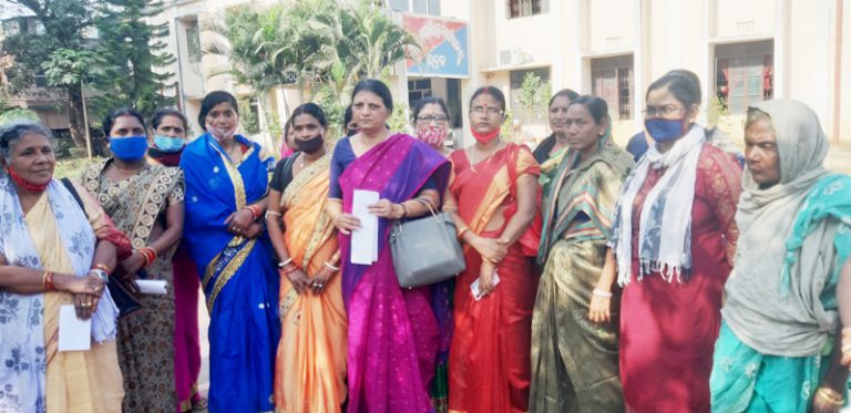 bb32a9829f2dd3812e202df39eafee5aef581f4107a5c25ea847c4d6d1ef2670_1