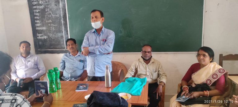 cf0deba8a8cd0247c788e2f6e43bbb39c744ccdb188a23ee0b810fb511223b36_1