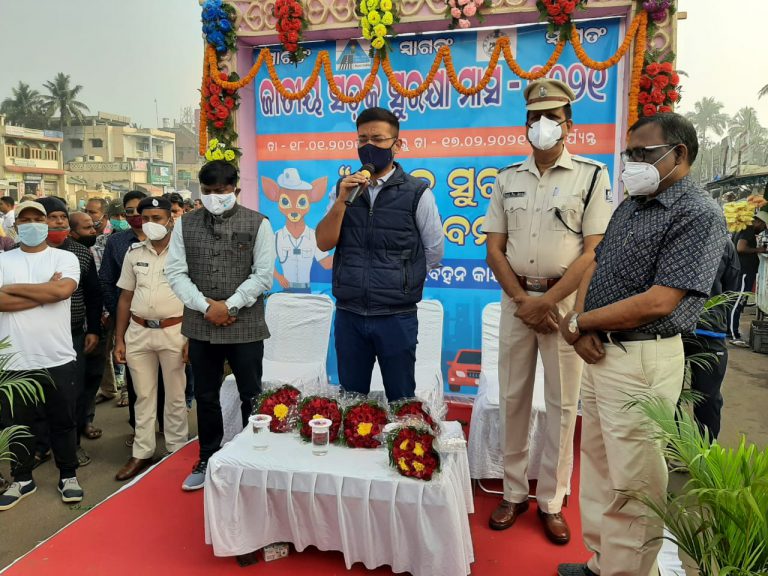 f489b0f9f6f1c567b968eb0d3fd37d16447a2a1a19578a5600a1084649f744cd_1