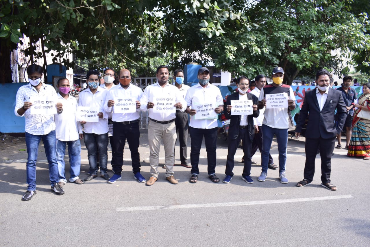 WhatsApp Image 2021-11-06 at 10.04.17 PM