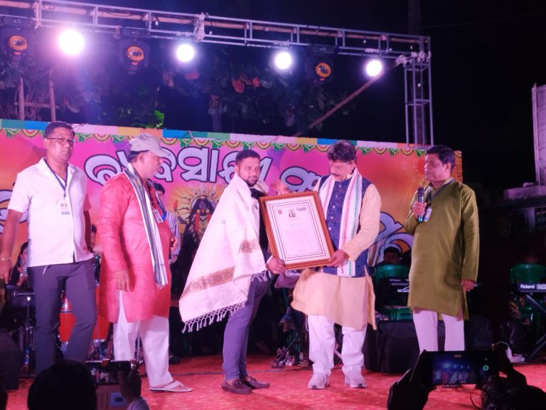 WhatsApp Image 2023-11-19 at 20.00.59