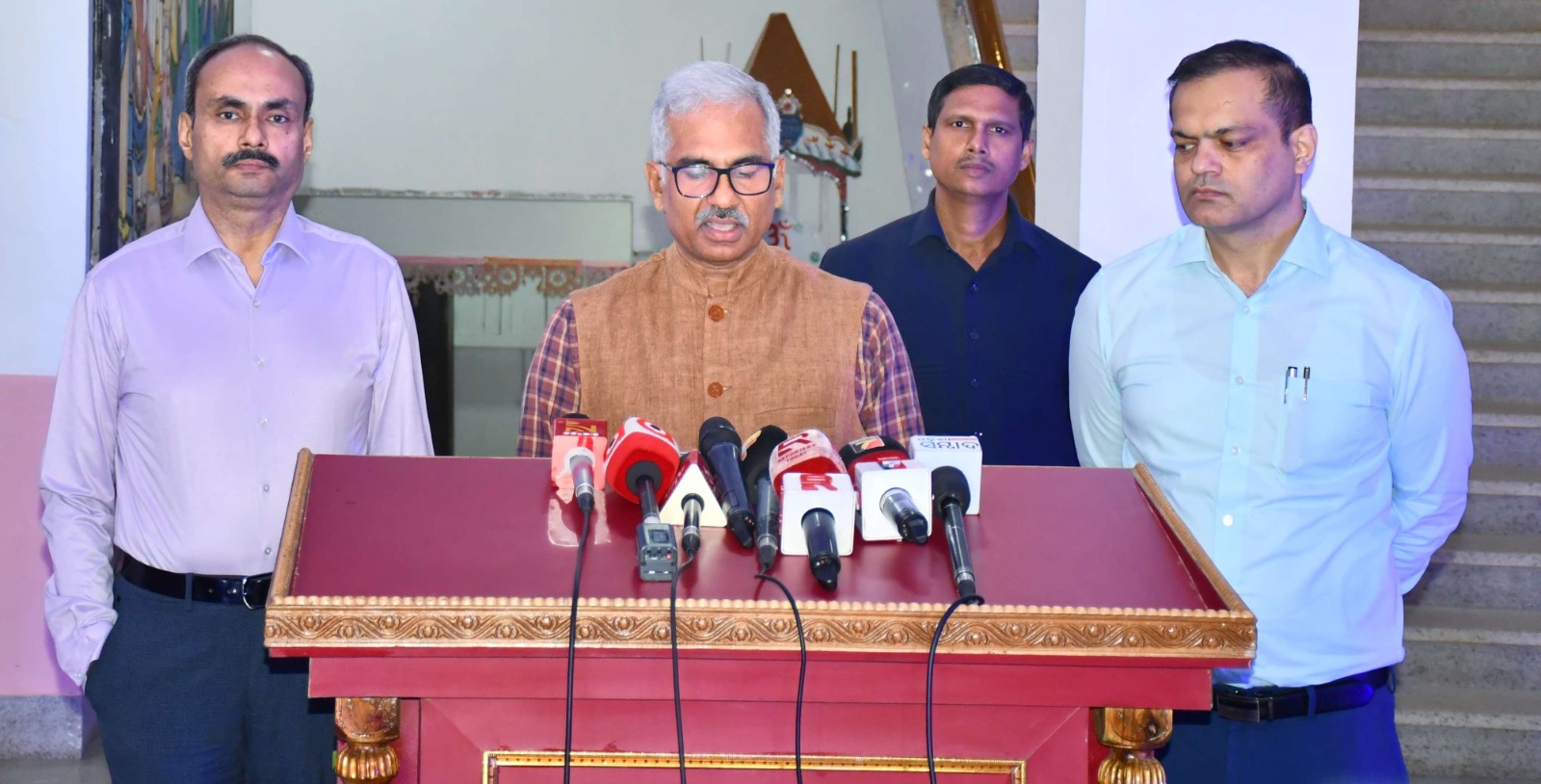 WhatsApp Image 2024-11-24 at 14.15.32