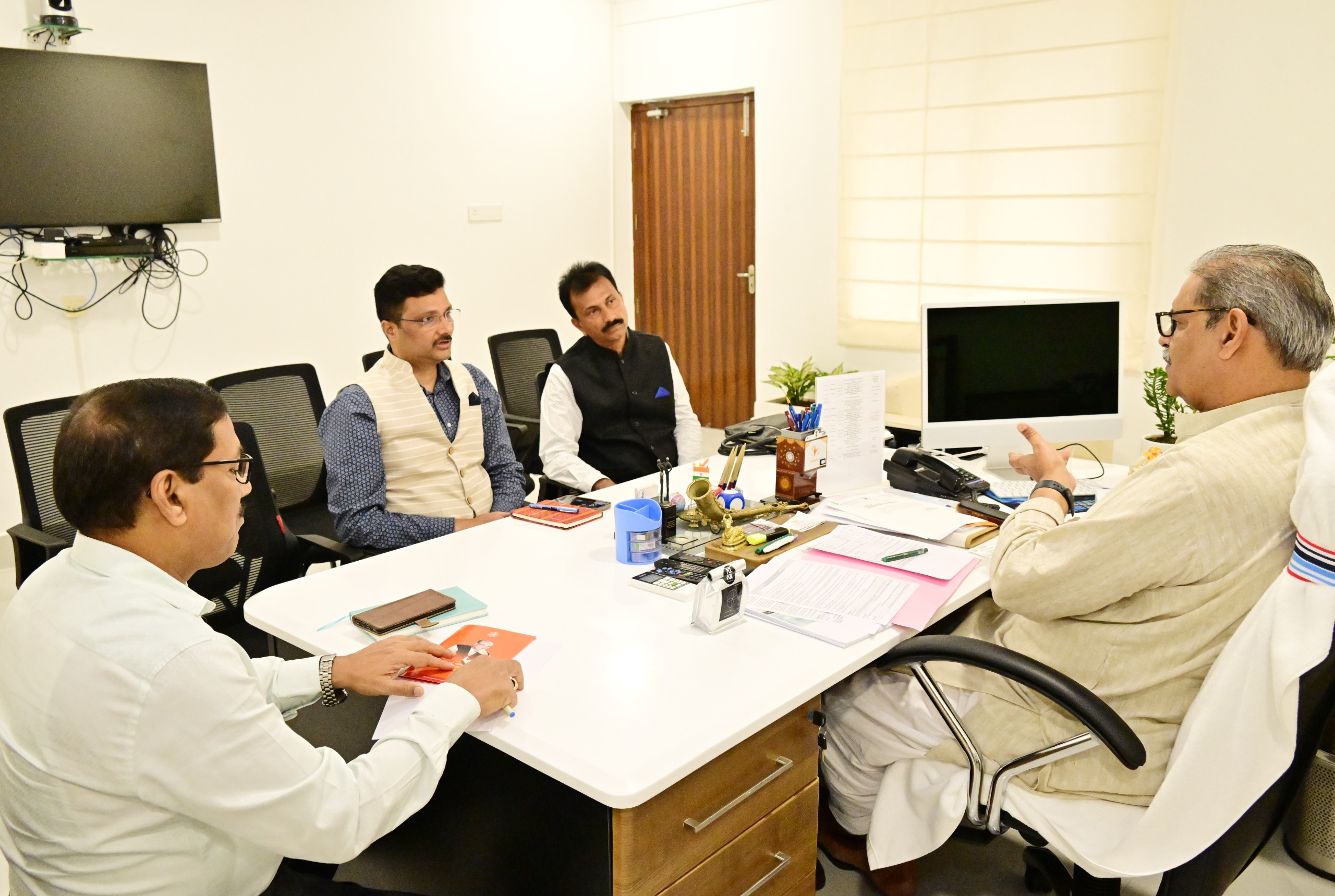 WhatsApp Image 2025-03-05 at 21.03.29