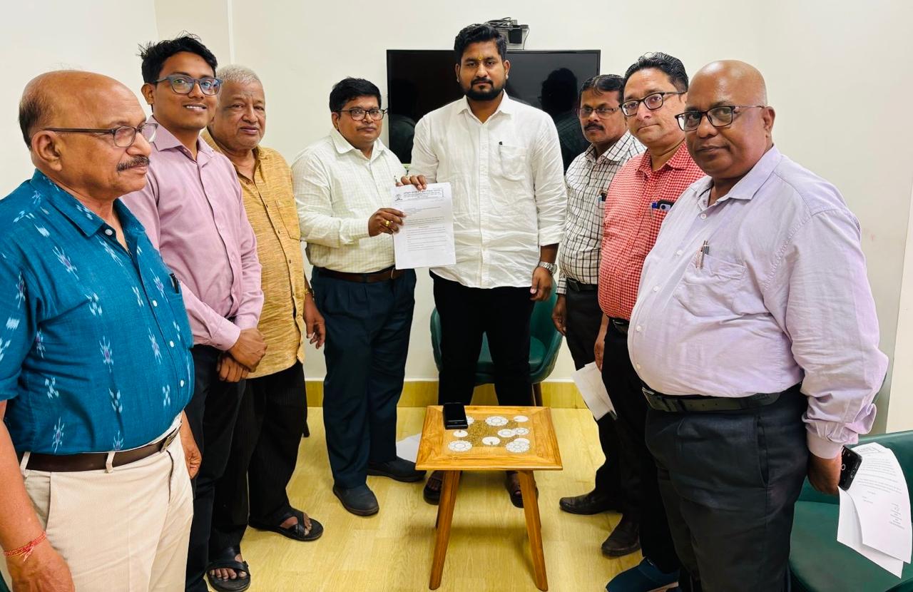 WhatsApp Image 2025-03-20 at 16.09.43