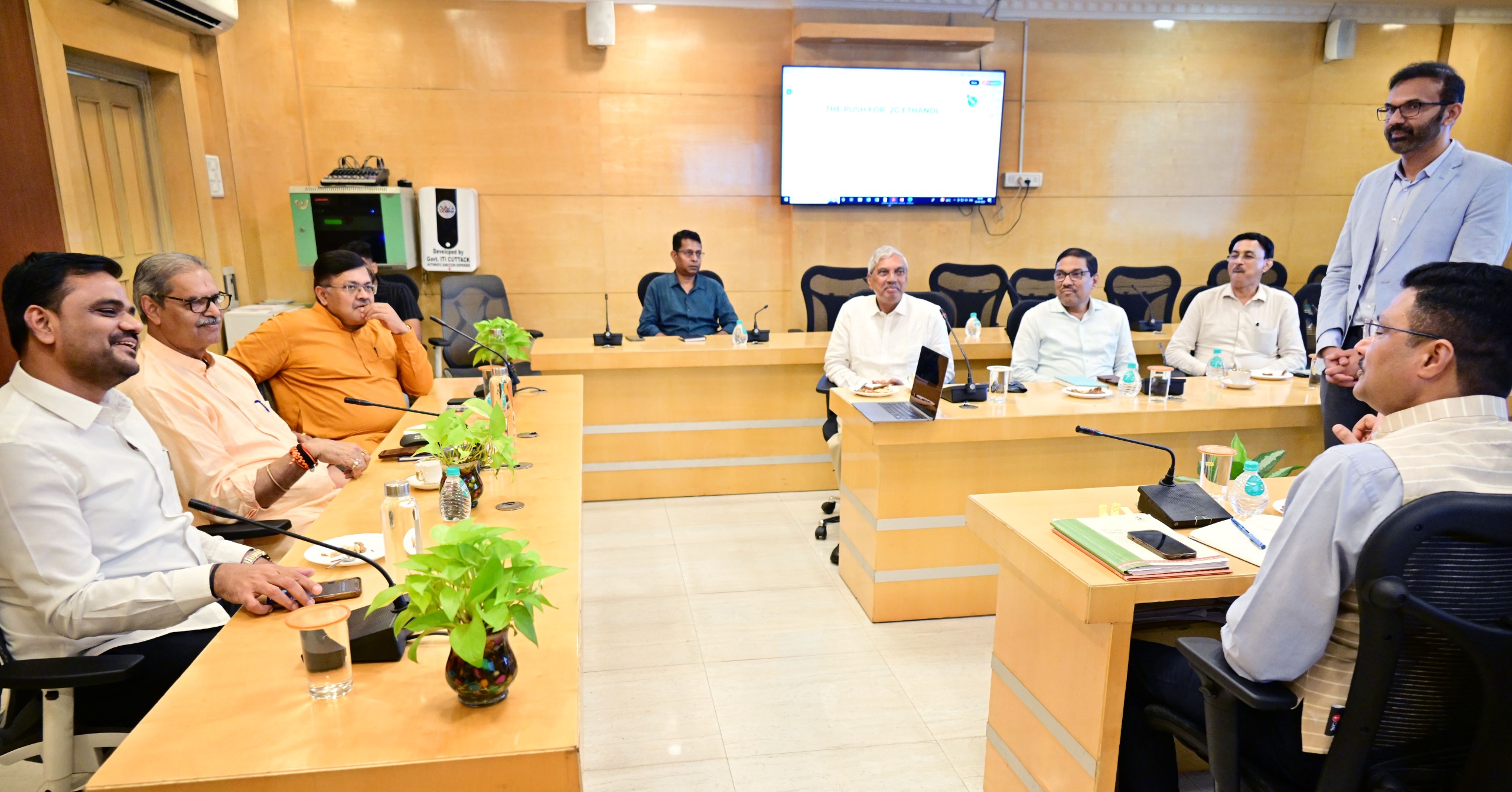 WhatsApp Image 2025-04-23 at 20.43.06 (1)