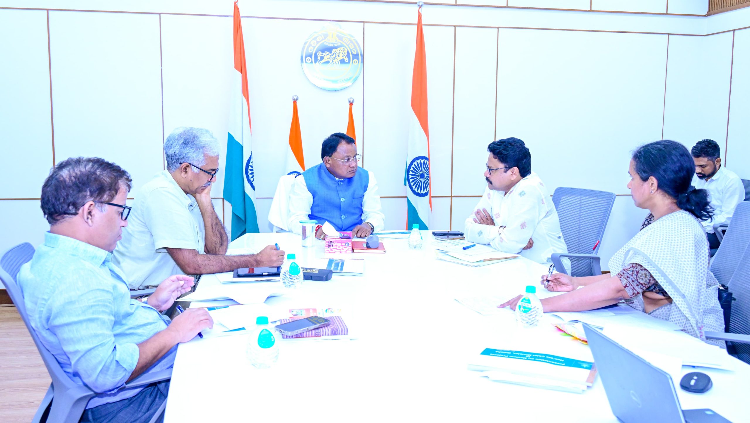 WhatsApp Image 2025-04-30 at 00.04.09 (1)