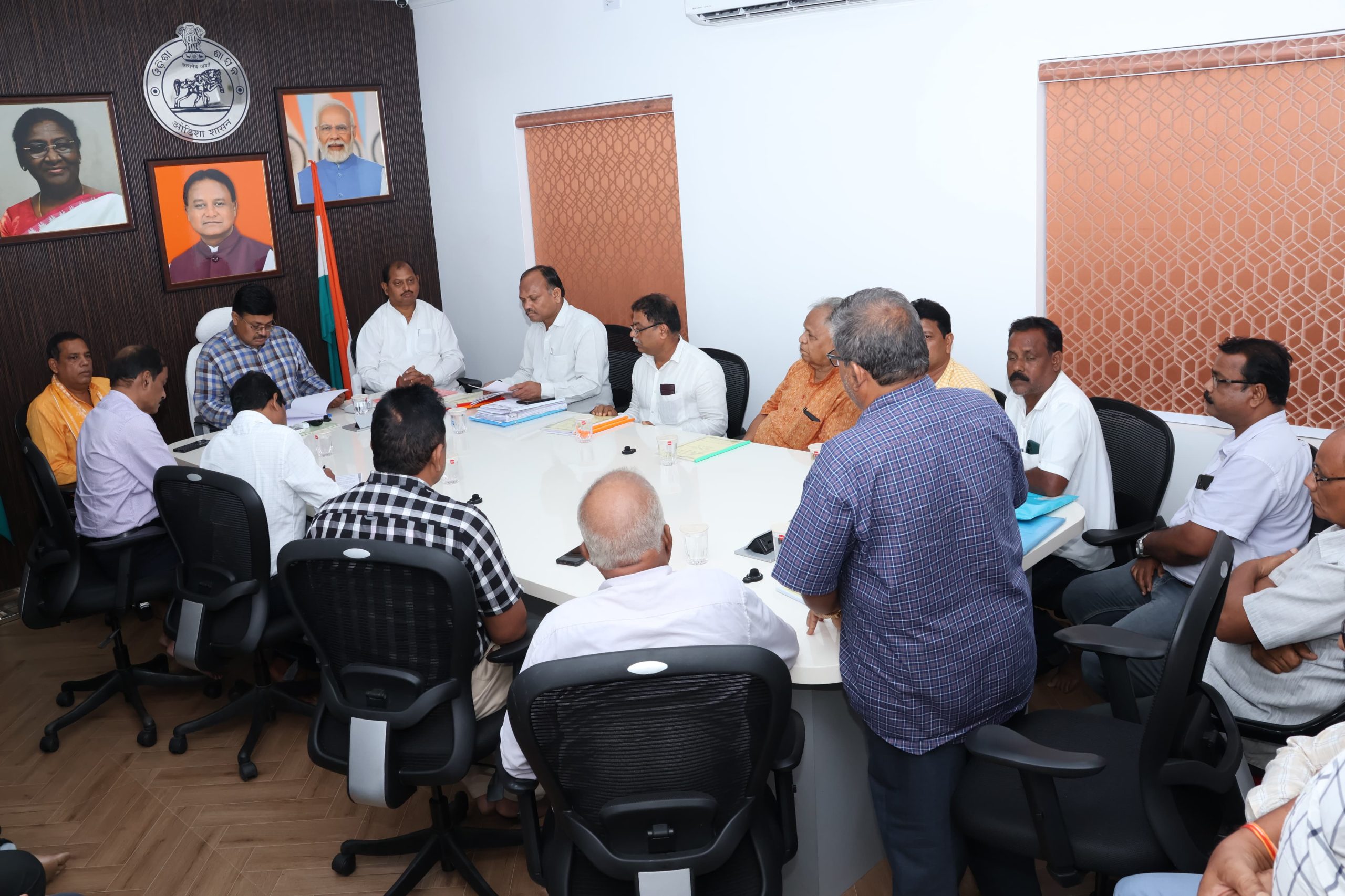 WhatsApp Image 2025-05-25 at 22.21.52