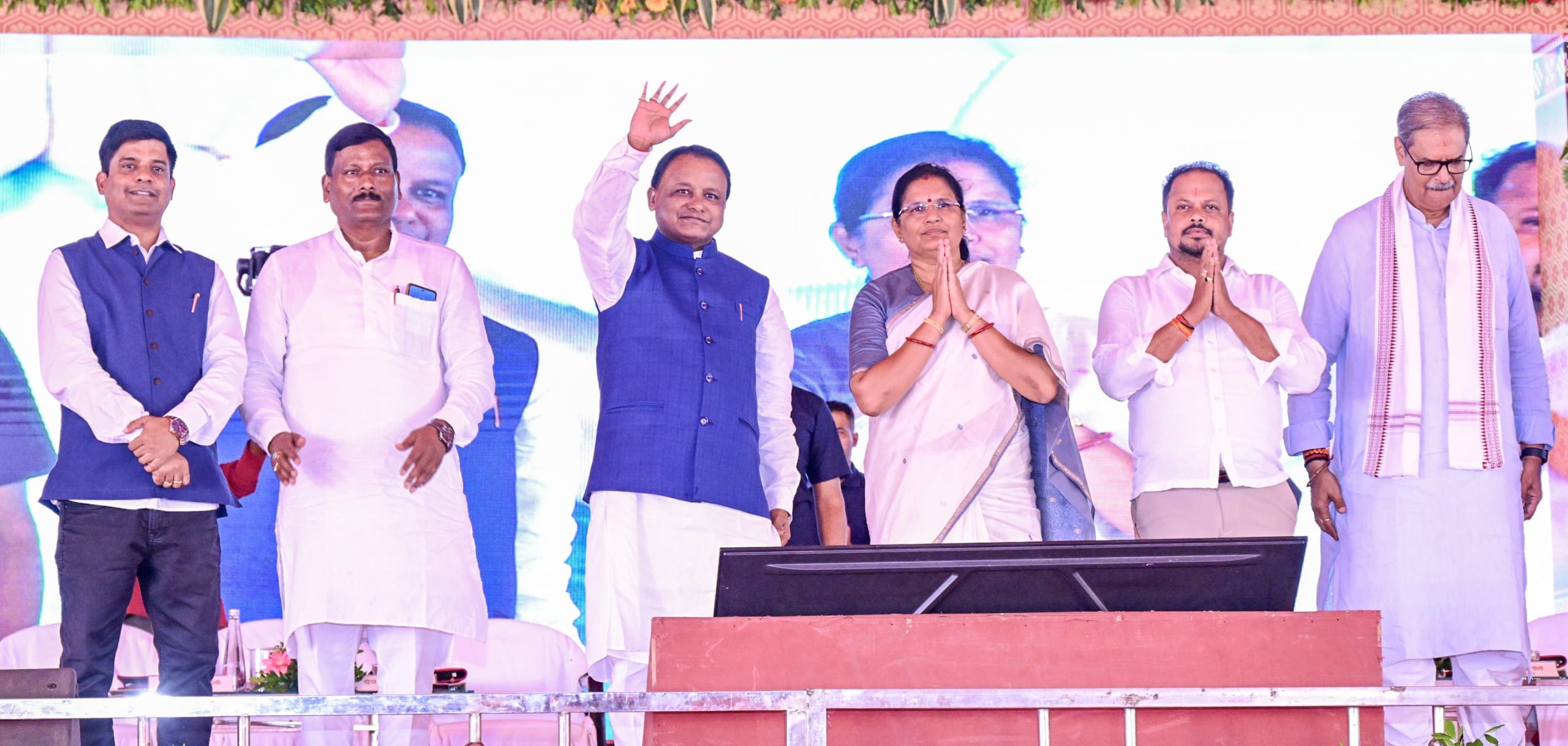 WhatsApp Image 2025-06-13 at 14.34.03