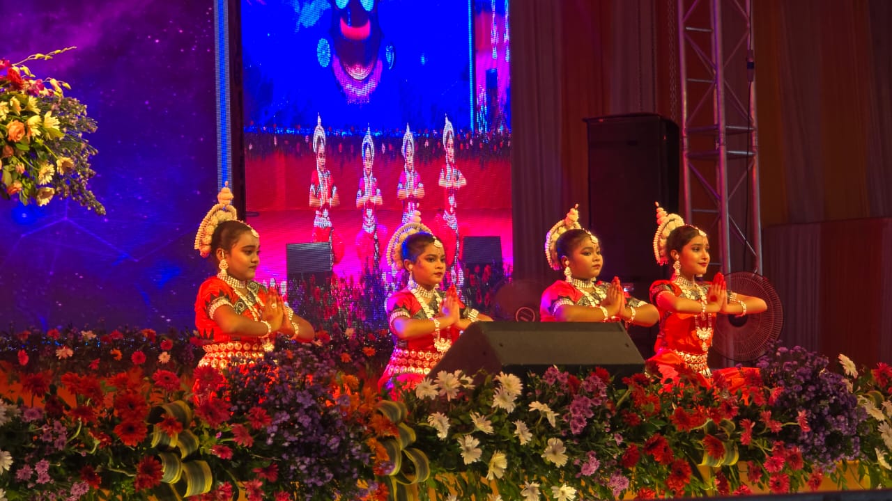 b45bec4fcf0a4468f4fac34966359923_2070095643