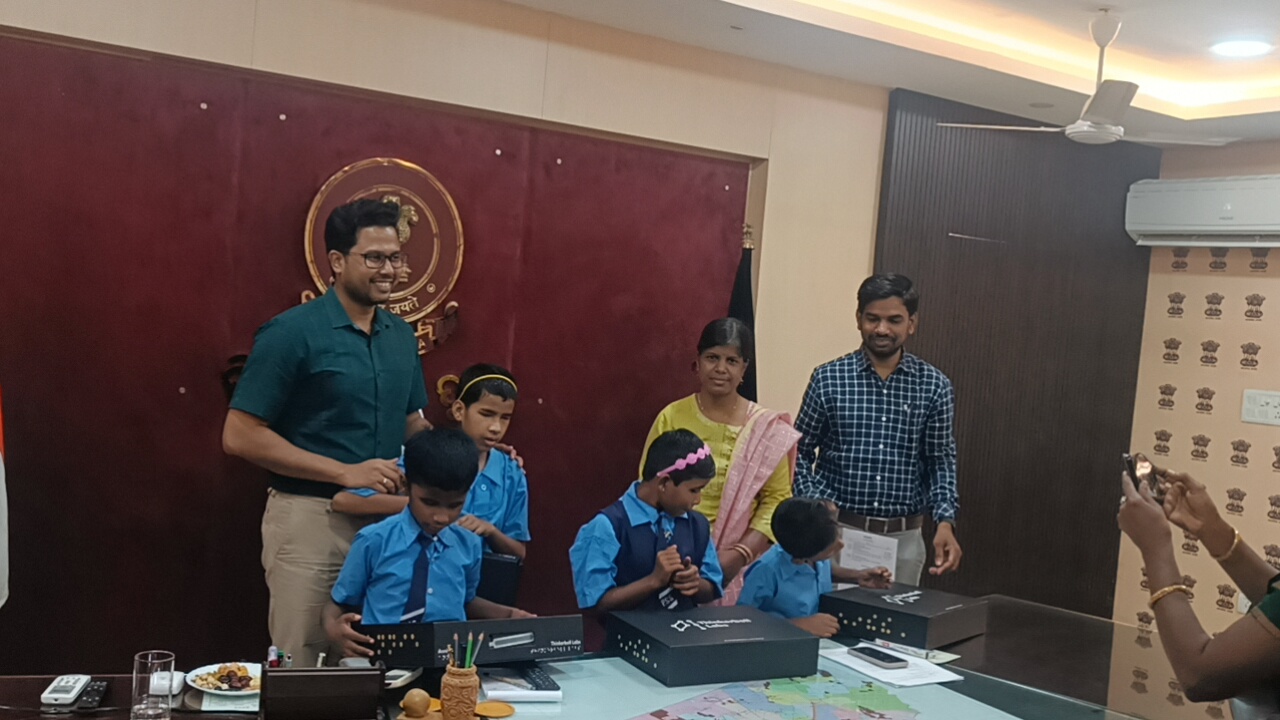 1038ec2e68b9557de3013efe99610cd3_1103444627