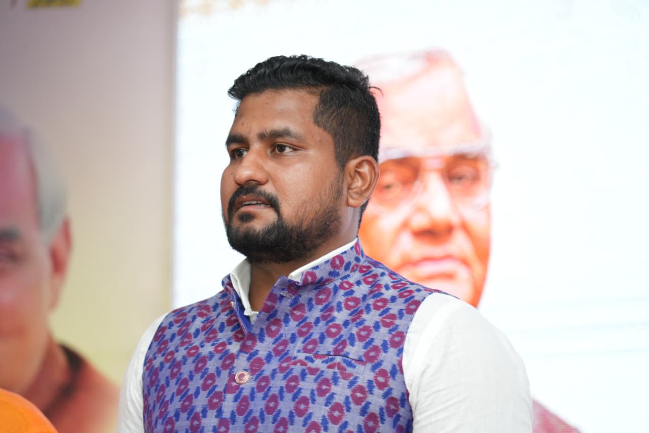 WhatsApp Image 2025-08-16 at 22.26.24